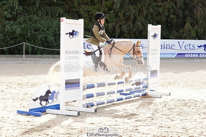 250821A-103746-14116 - WC Round 2 10.00 to 11.00