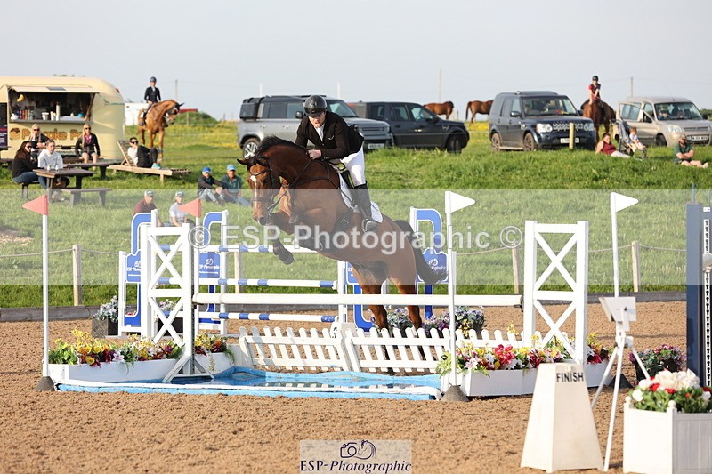 240511A-185406-16025 - Cls 39 Chard Equ Derby