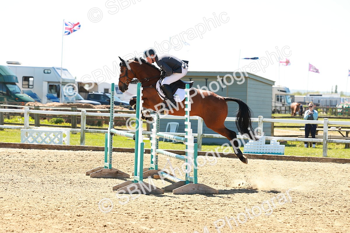SBM_000589 - Class 3 - Senior Discovery - 1.00m