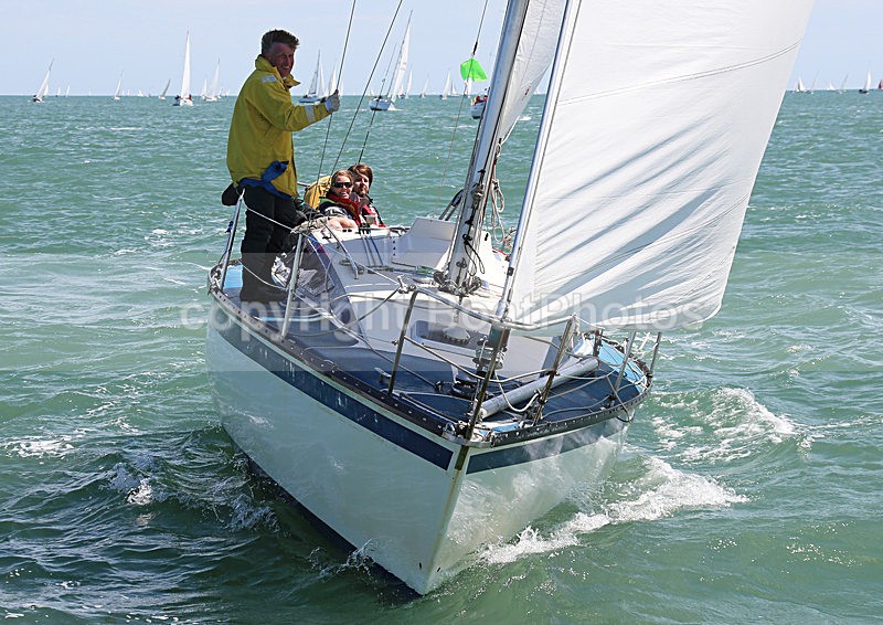 130601 K1052T WT7A0878 - ROUND THE ISLAND RACE - 1st June 2013