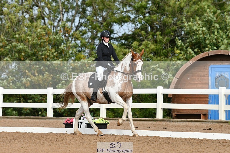 250906-100002-00535 - 090-Isabel.LawsonIn.the.pink