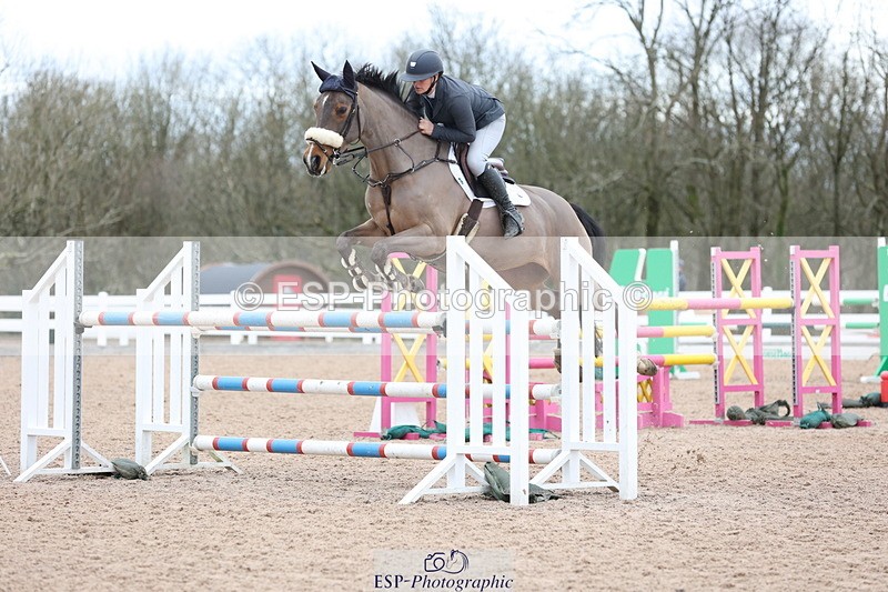 240223A-140938-01835 - Cls 5 Newcomers and 1.10m Open