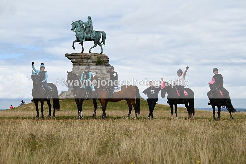 DSC_6730 - Time at Statue 12:45 to 13:15