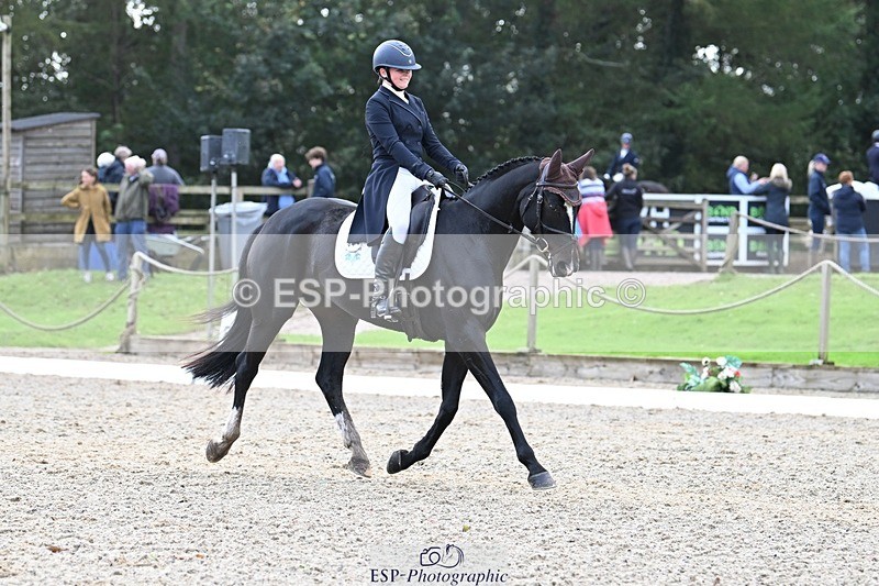 231019-143631-04230 - 054-PORSCHE-Coco.Lanni-DR