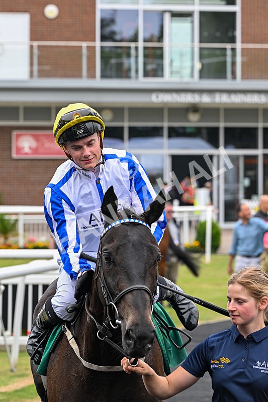 010726-Race 8-Farandaway-9070 - Race 8 16.40pm William Hill Summer Cup Saturday 1st August Book Now Handicap