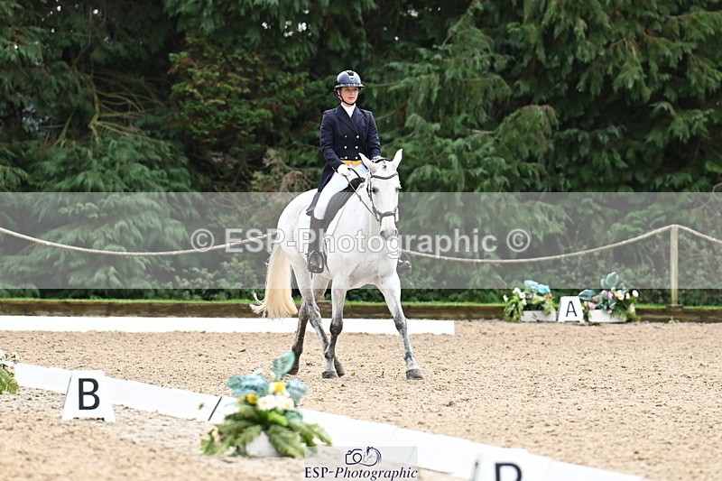 251023A-120251-02141 - B-141-Erin.Neale