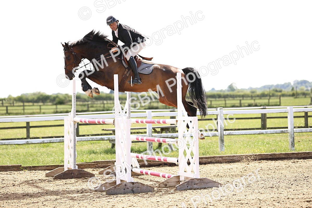 SBM_003000 - Class 5 - Senior Foxhunter - 1.20m
