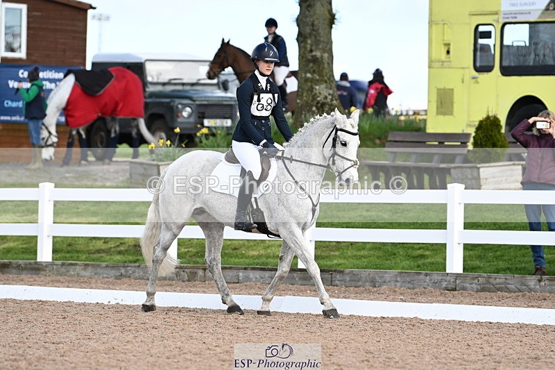 240324A-124255-02696 - Novice 27, 12.30 to 13.50