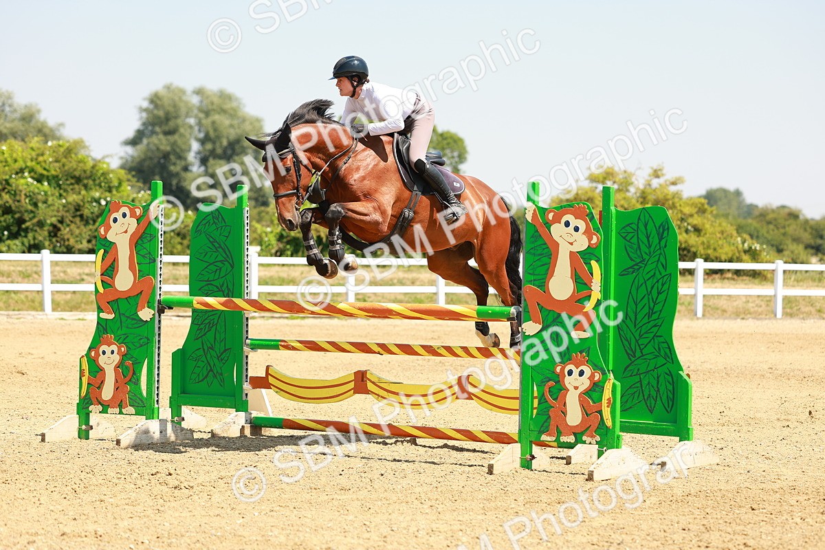 SBM_001570 - Class 4 - Senior Newcomers - 1.10m