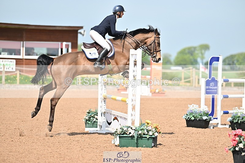 240510A-104812-05108 - Cls 21 Snr 1.20m Open