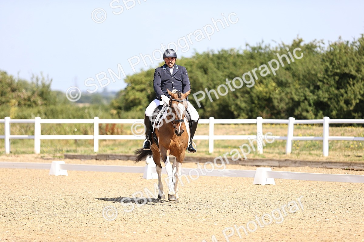 SBM_009318 - Novice 5 - 9.50-10.53