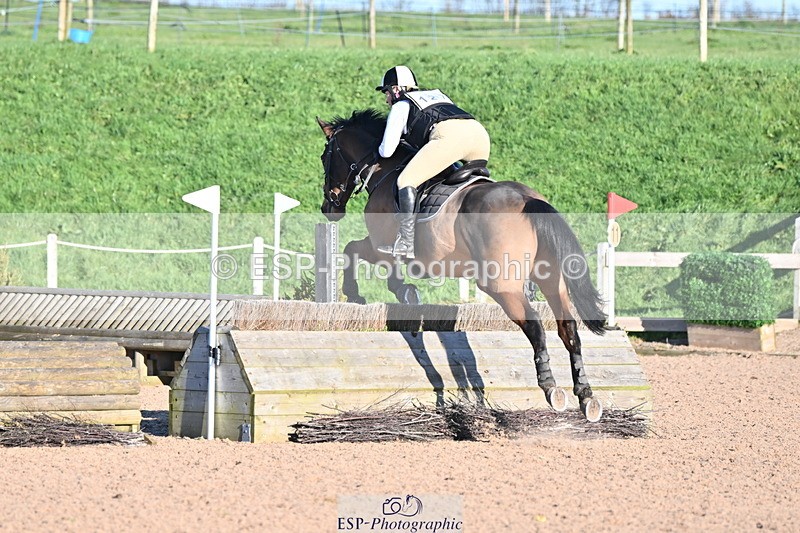 231125A-132248-00654 - 90cm