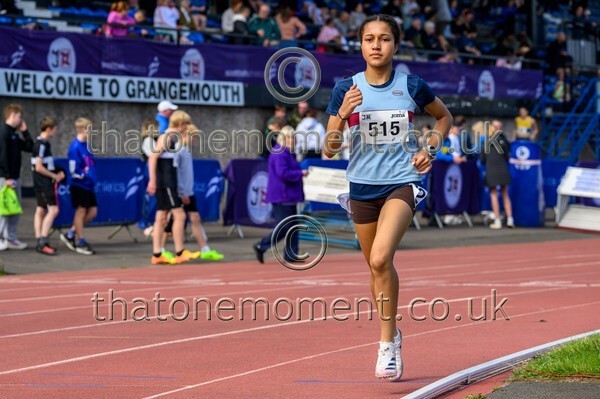 Age26 SAT-915660 - Track Female Set One
