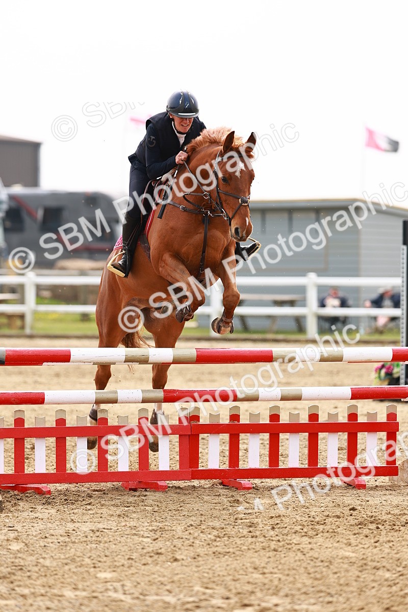  - Class 17 - Senior 1.05m