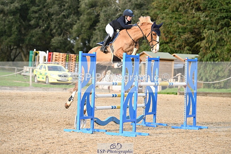 250322A-164935-03635 - Cls 14 Snr Fox & 1.20m Open