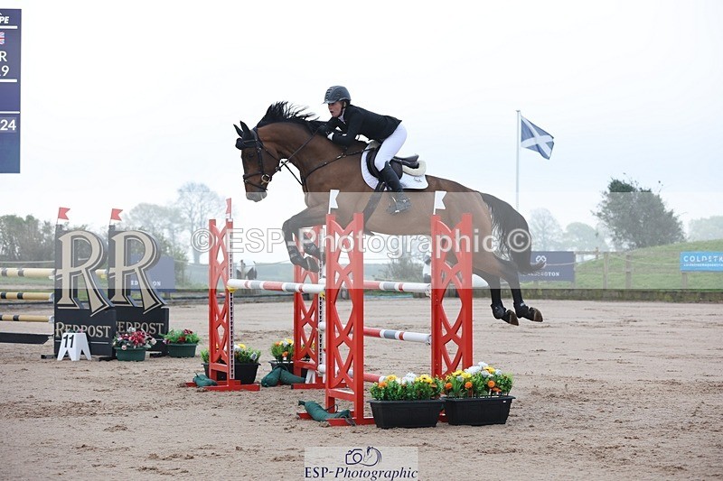 250424-090920-02584 - Cls 29 Young Horse 6yr old