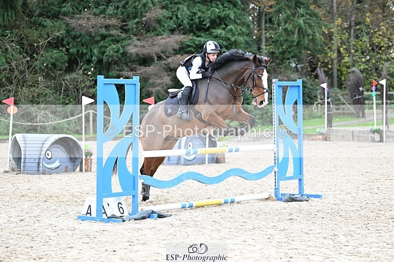 241117-140649-04426 - Cls 3 90-95cm 14.00 to 15.00