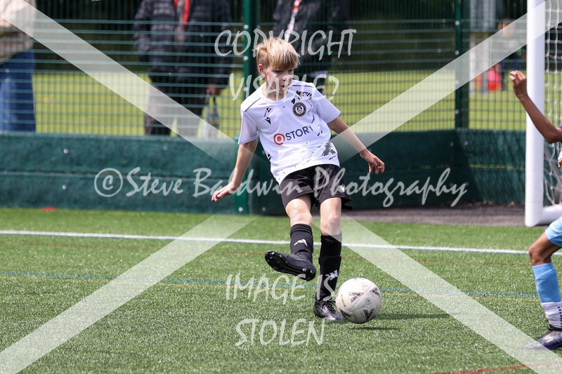 1DX31980 - U12 Boys