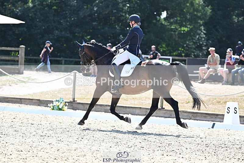 250810A-145647-07486 - 008-Caitlin.BurgessChocotof