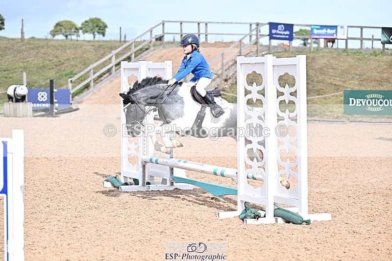 250826-154453-00182 - Clear Round and 60cm