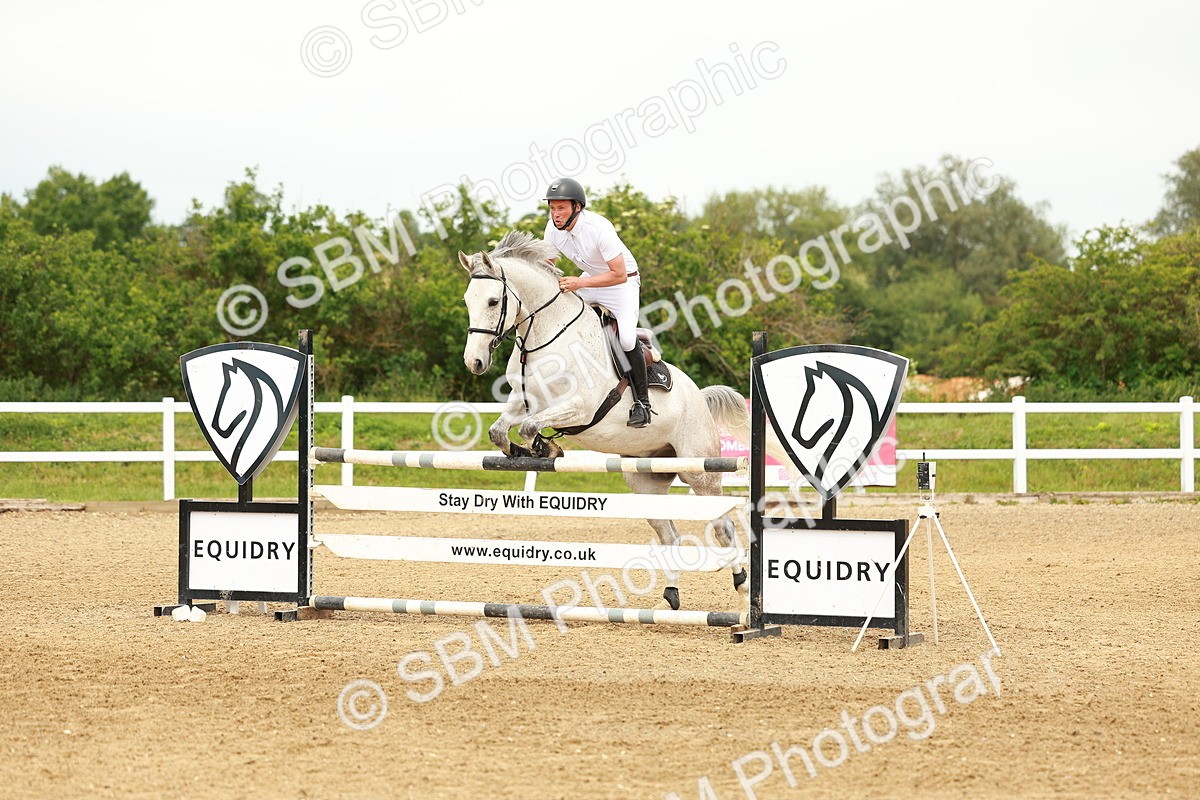 SBM_002068 - Class 4 - Senior Newcomers - 1.10m