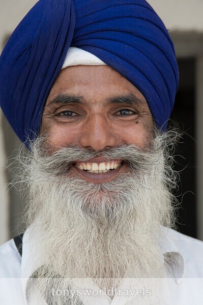Smiling Sikh India - Smiling faces of the World