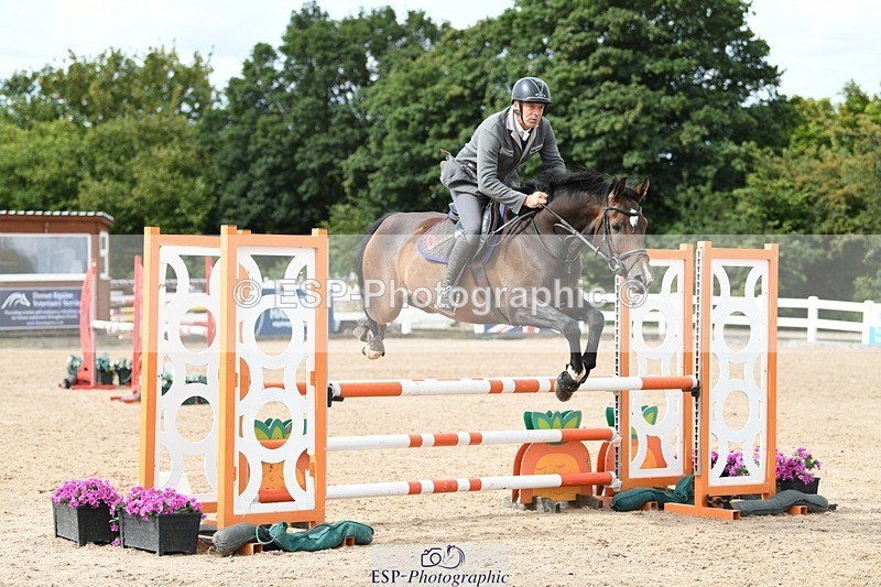 250801-102452-04278 - Cls 21 A&B Snr Disc & 1.00 Open