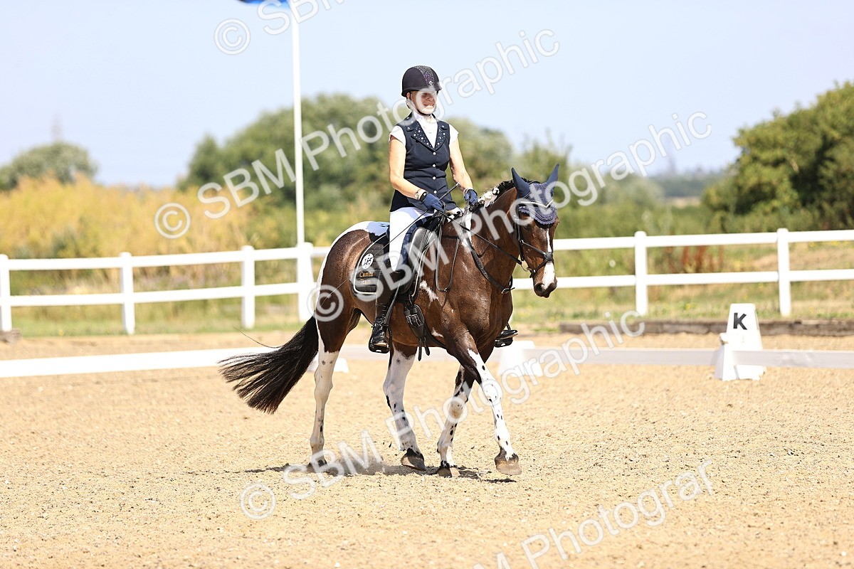 SBM_009404 - Novice 5 - 9.50-10.53