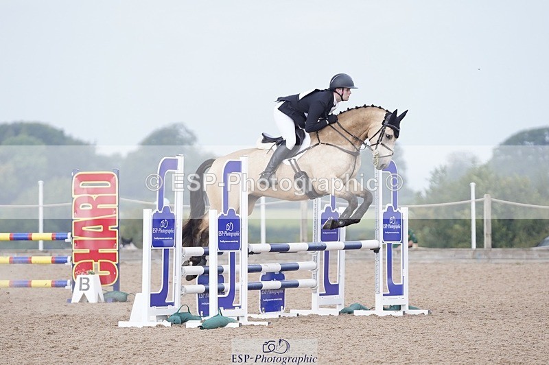 240831A-111446-01111 - 012-Frankie.Mckechnie-DUNBYMOONLIGHT