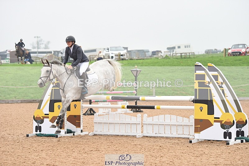 230916A-164034-05611 - Cls 19 Snr 1.10m Derby