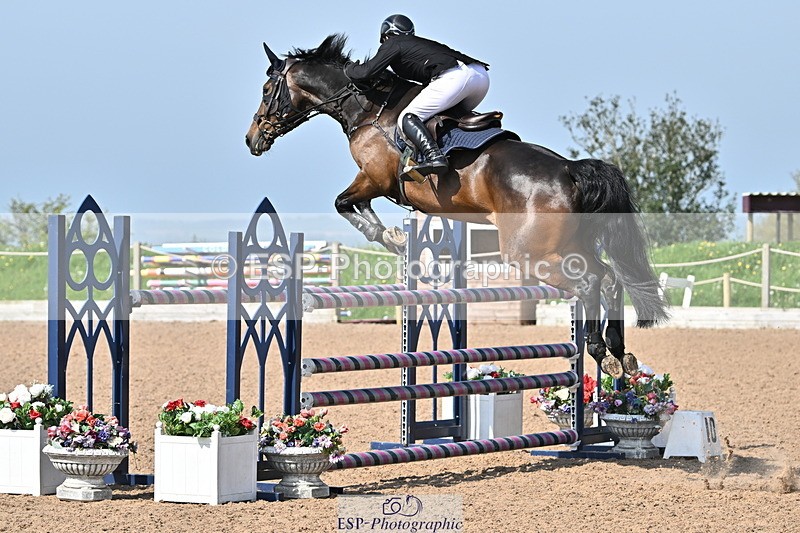 240509A-101416-00808 - Cls 8 Foxhunter