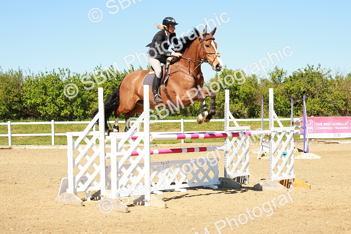 SBM_001787 - Class 5 - Senior Foxhunter - 1.20m