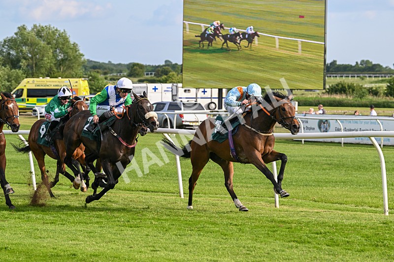 100625-Race 4-Lima Sierra-7011 - Race 4