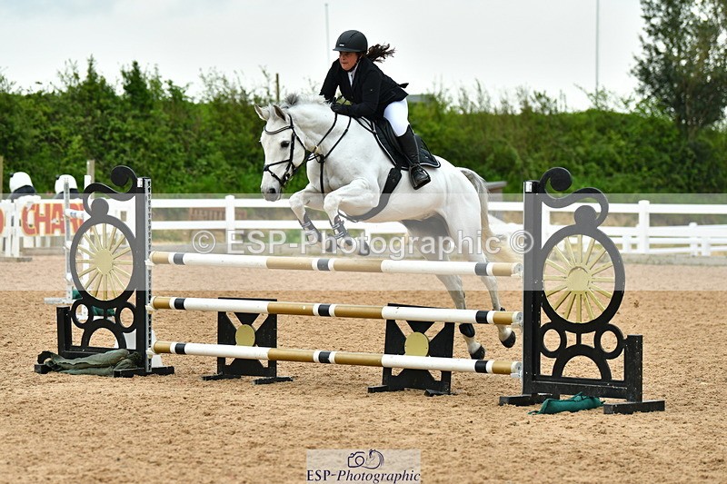 230514A-162426-03562 - Cls 31 1.05m Amateur Quali