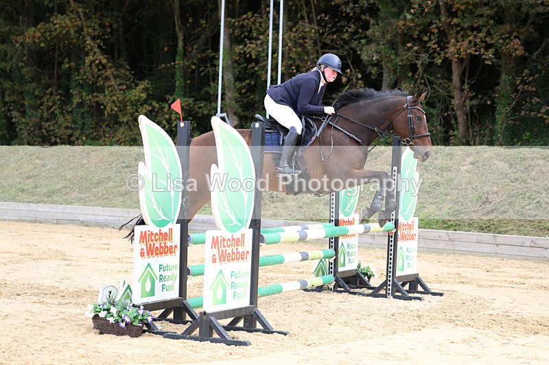 3E7A2283 - Class 4: Senior British Novice/90cm open