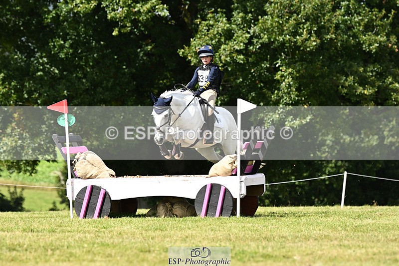 240825X-113226-32062 - 70cm XC 11.00 to 12.00