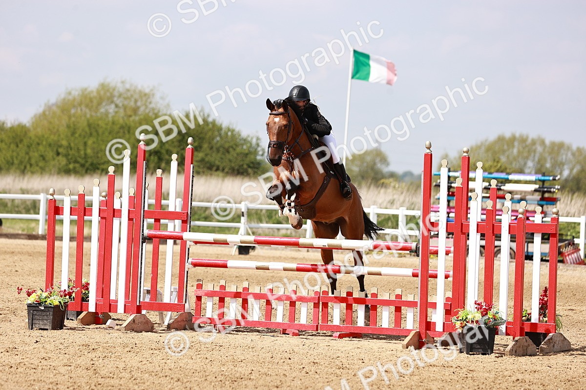  - Class 24 - Senior Newcomers - 1.10m