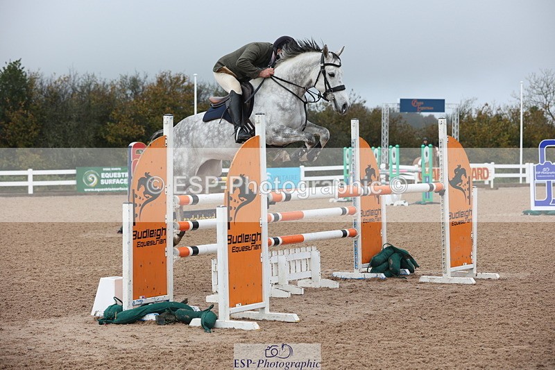 231112A-131854-04393 - Cls 20 Newcomers & 1.10m Open