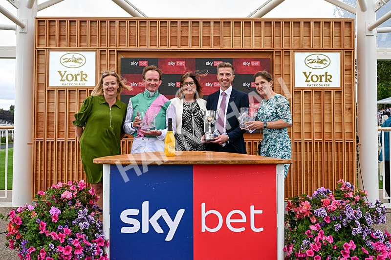 250726-Race 3-Item-0364 - Race 3 14.35pm Sky Bet York Stakes