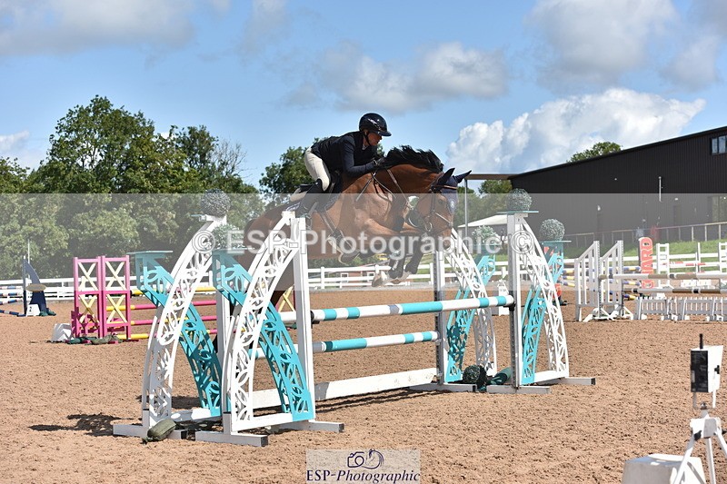 230806A-112836-01424 - Cls 17 Snr Discovery & 1m Open