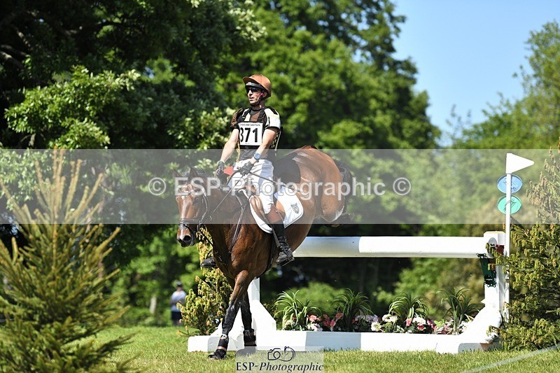 230527-153436-12448 - 371-JERPOINT_ECLIPSE-Max_Gordon-XC