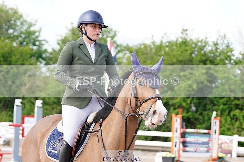 250427-112232-16194 - Cls 4 - 2 Star Small Tour