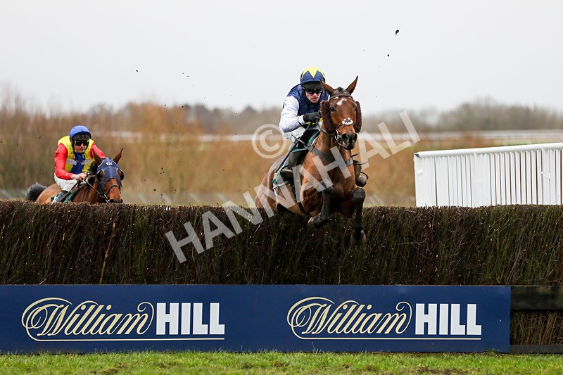 110124-Race 5-Track And Trace-5316 - Race 5