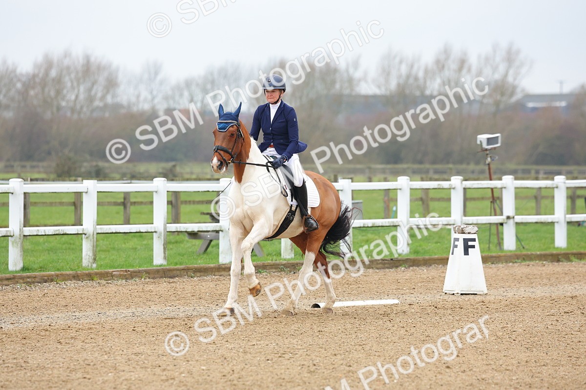 SBM_001206 - Class 8-11 - Novice 2 - Elementary 2