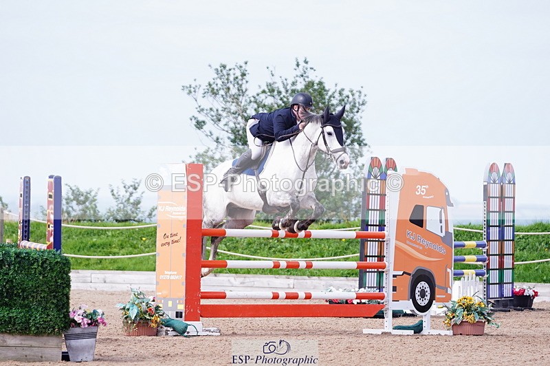 240803A-101950-07179 - Cls 29 Snr Foxhunter