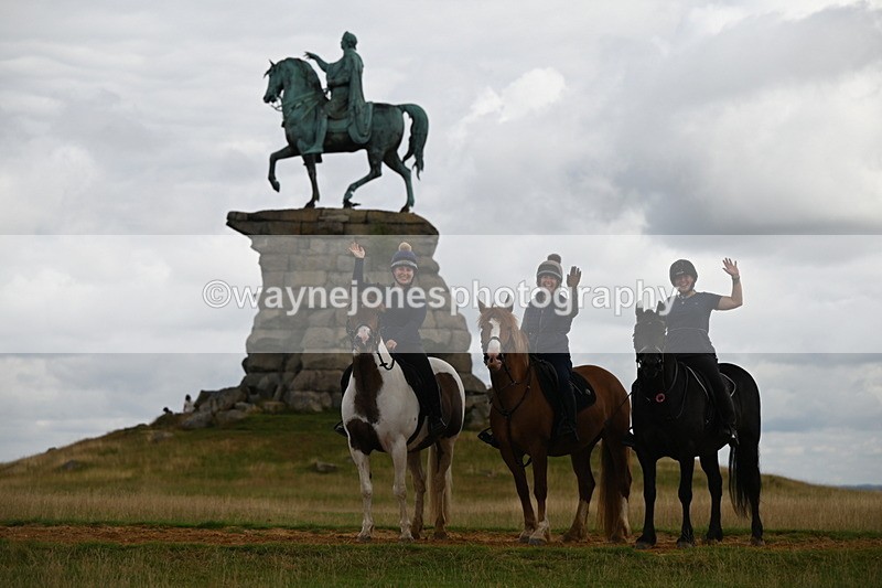 DSC_4181 - Time at Statue 09:50 to 11:09