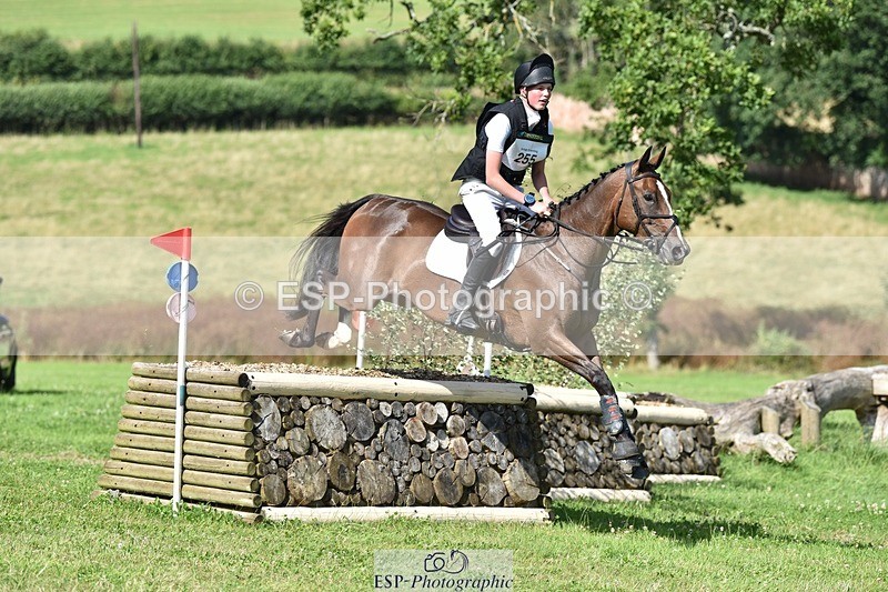 240803-160320-09181 - 255-Tommy_Marsden-HARD_KNOCK_LIFE