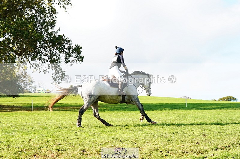 251025A-124930-19514 - F-451-Olivia.Clothier