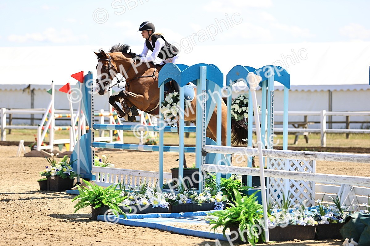 SBM_015235 - Class 16 - Senior foxhunter - 1.20m Open