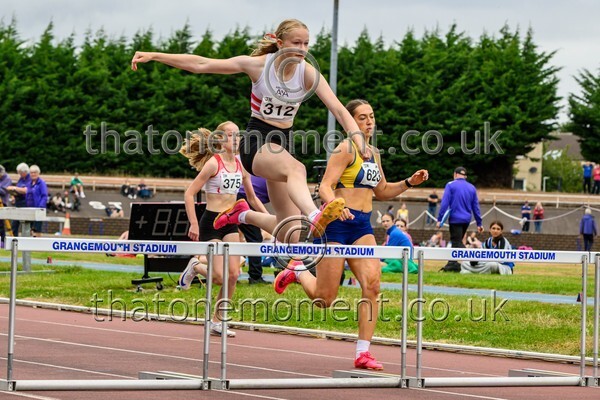 Sen25SAT-913011 - Track Female Set Two